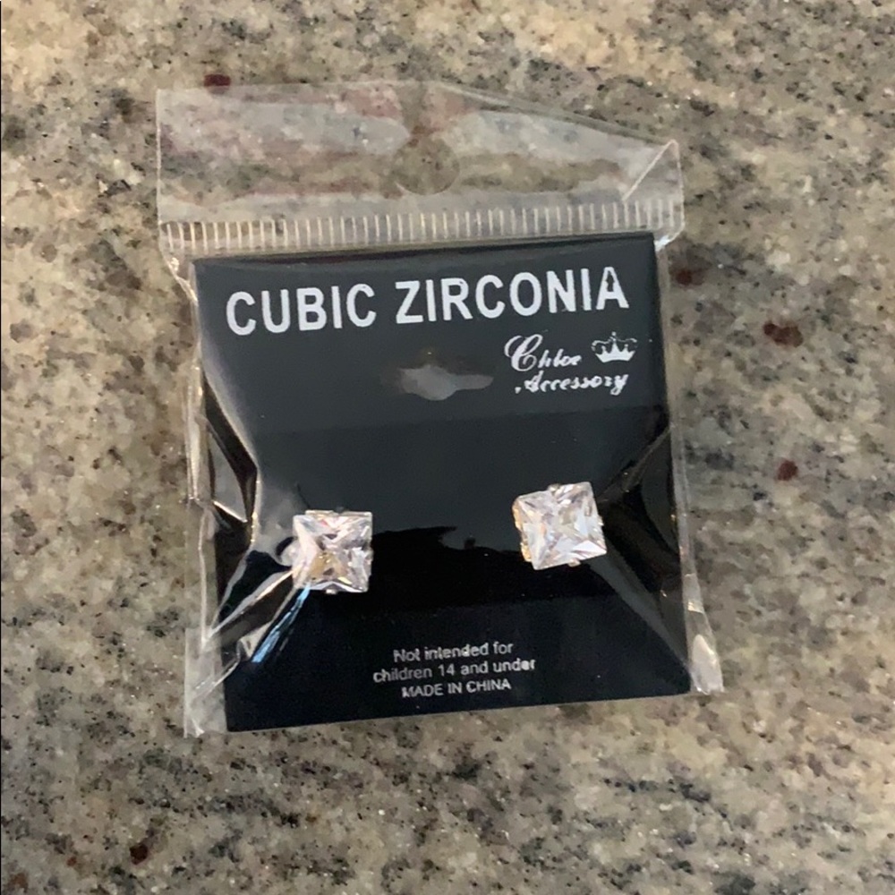 Cubic zirconia earrings